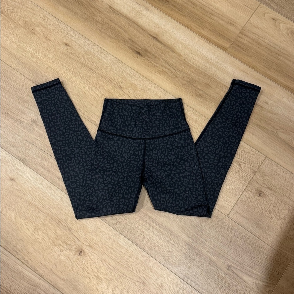 Aerie Black Patterned Leggings